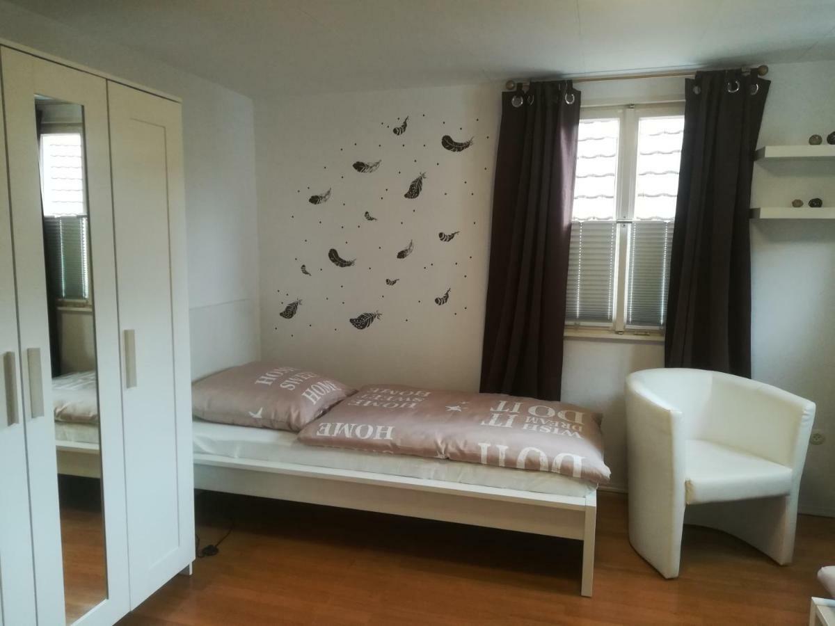 Schnuckelige Ferienwohnung - Naehe Europapark Эттенхайм Экстерьер фото